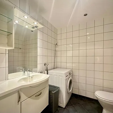 Modern In With Balcony & Parking Apartamento *
